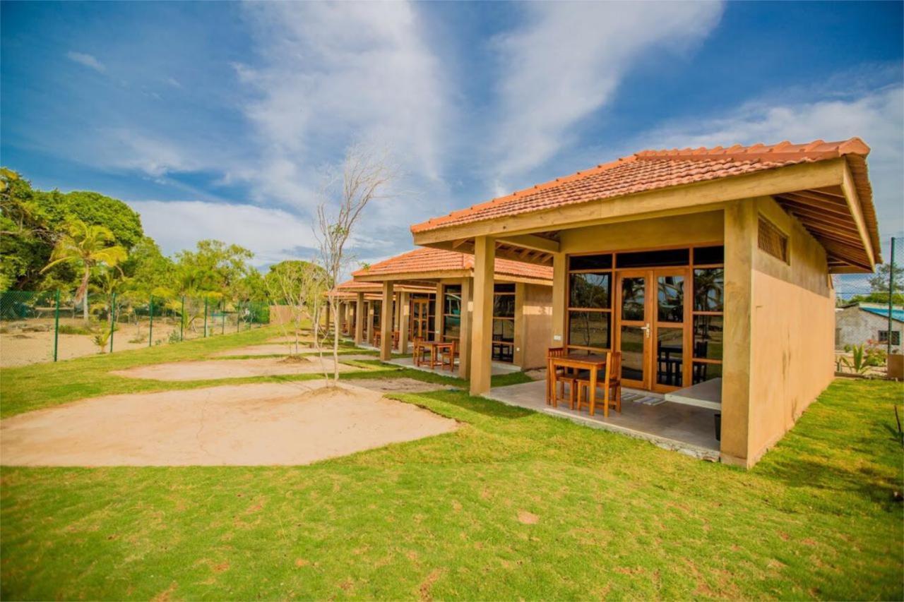 Nikara Nature Resort Baie d'Arugam Extérieur photo